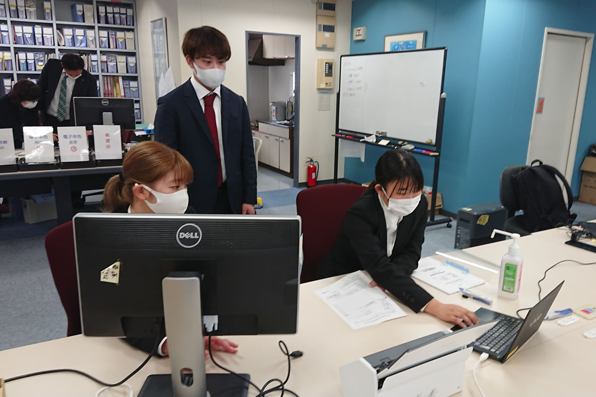 インターン生が書類電子化で在学中に起業｜会計事務所も行政と連動しバックアップ